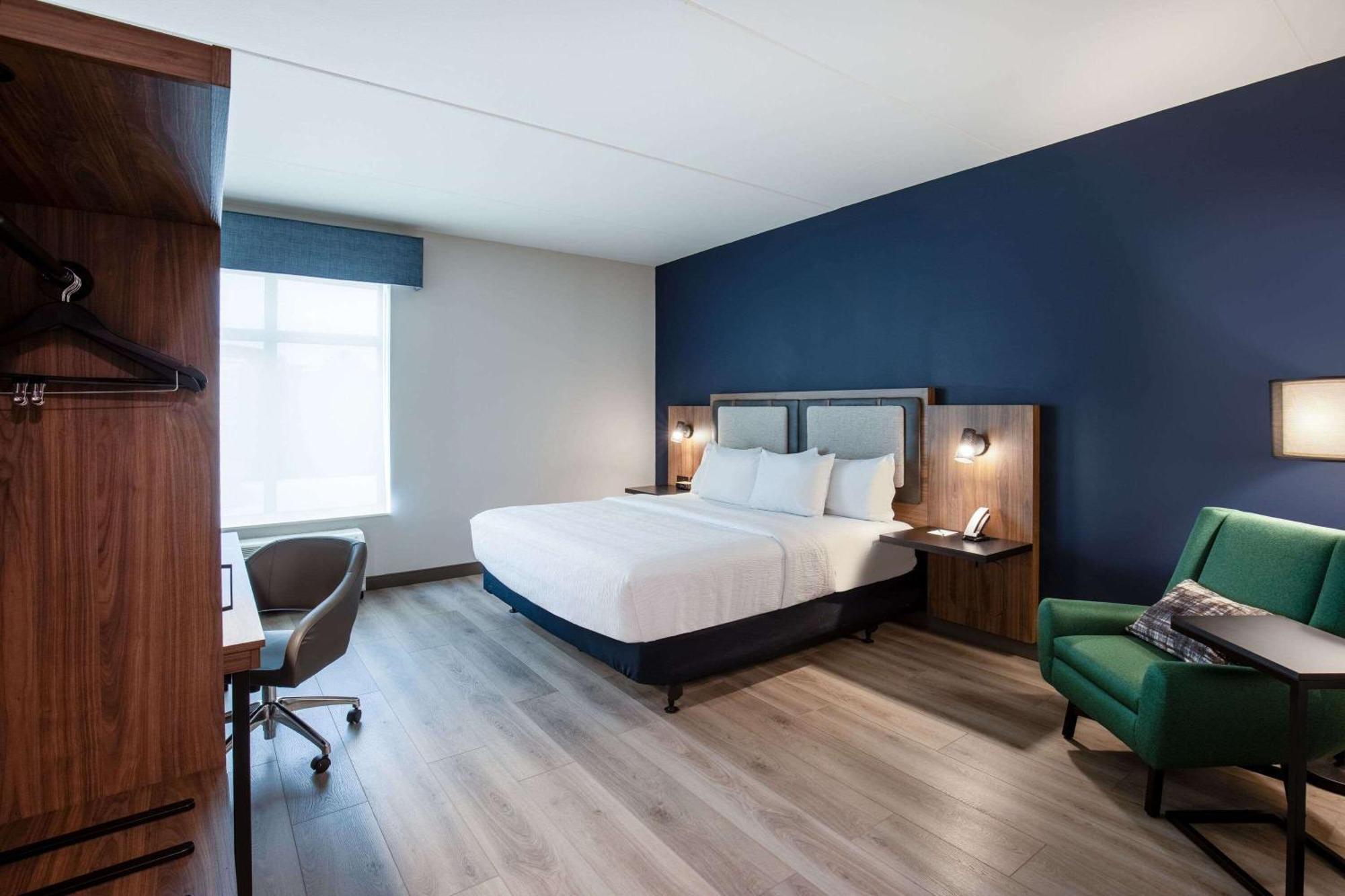 La Quinta Inn & Suites By Wyndham Chattanooga Downtown/South Bagian luar foto