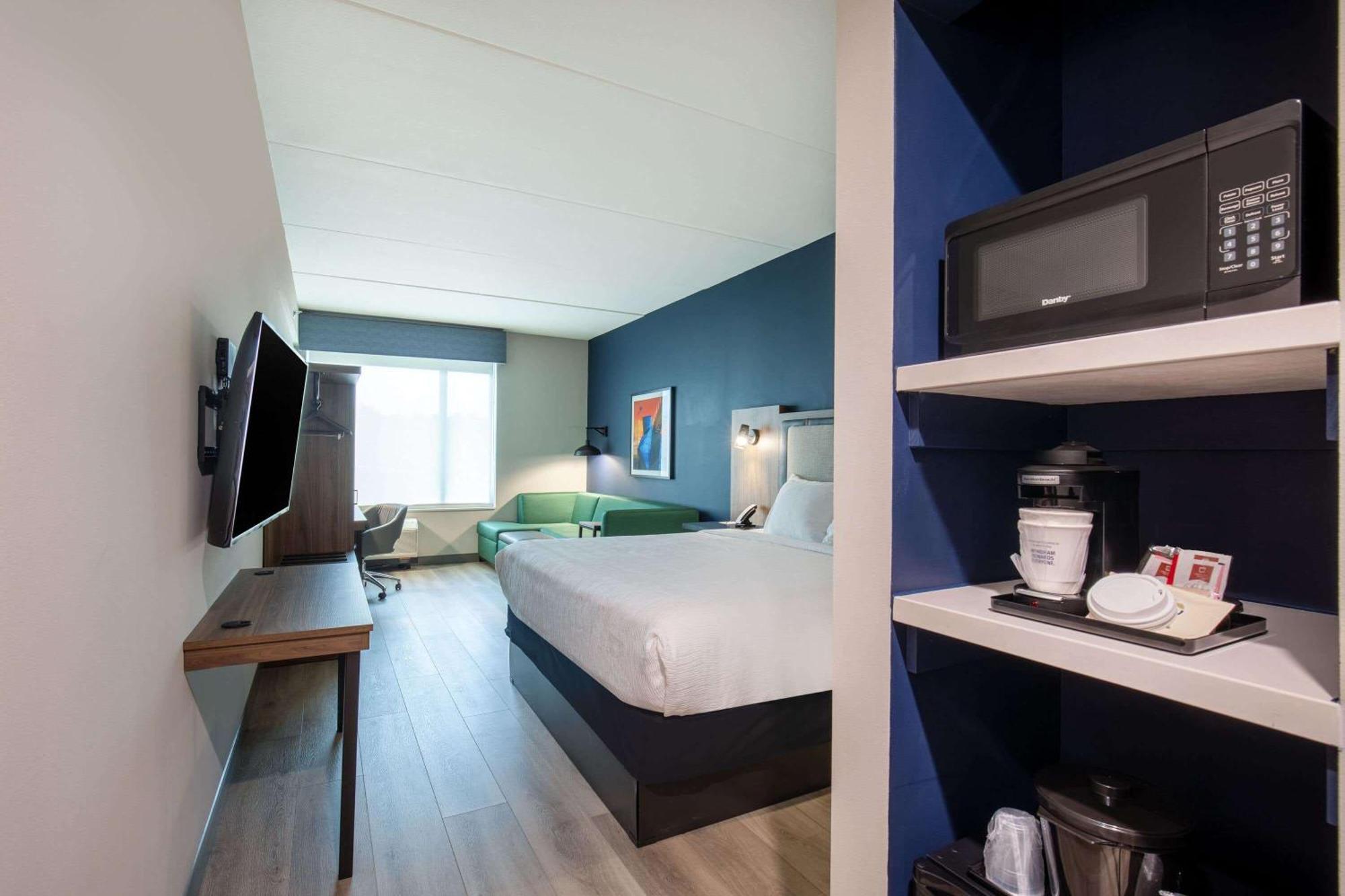 La Quinta Inn & Suites By Wyndham Chattanooga Downtown/South Bagian luar foto