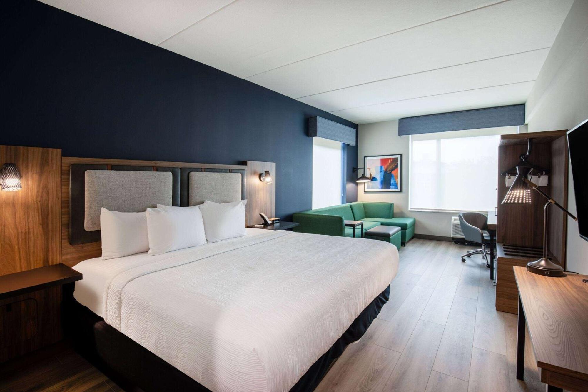 La Quinta Inn & Suites By Wyndham Chattanooga Downtown/South Bagian luar foto
